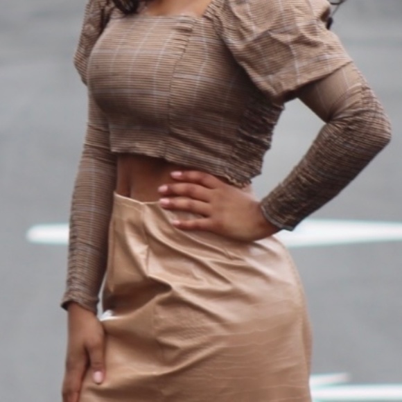 2 Piece Brown Set - Picture 2 of 2